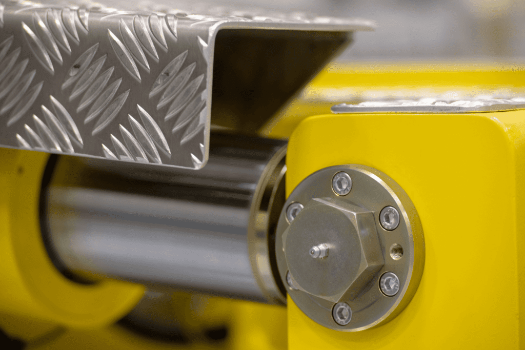 Kinematics and compliance (K&C) test equipment AB Dynamics